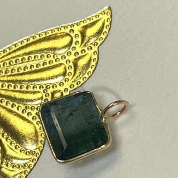 Fine 4CTNatural Vivid Green Purple BiColor Tourmaline in...